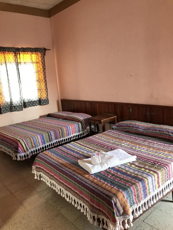 Hotel Izala San Pedro Pochutla Exteriör bild