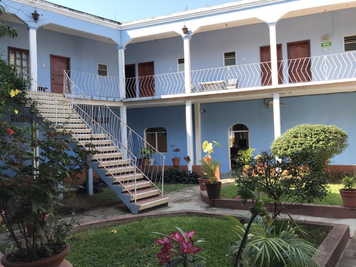 Hotel Izala San Pedro Pochutla Exteriör bild